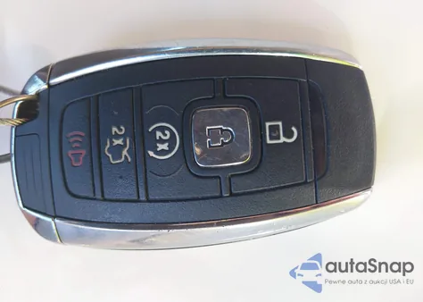 2018 Lincoln Mkc Reserve z USA, uszkodzony, nr VIN 5LMCJ3C91JUL04897